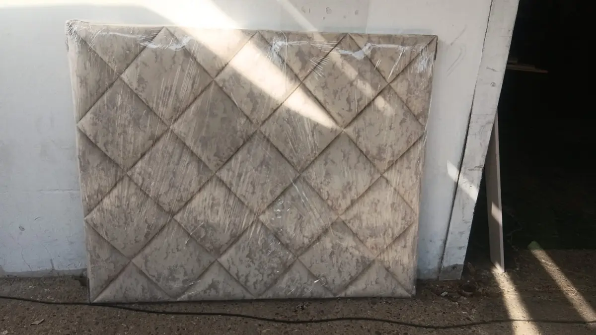 Beige lattice headboard sample